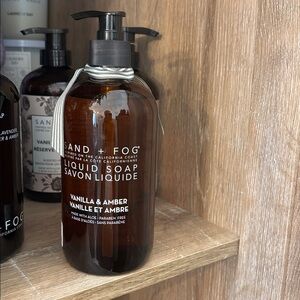 Vanilla & Amber Scented Hand Soap - Brown